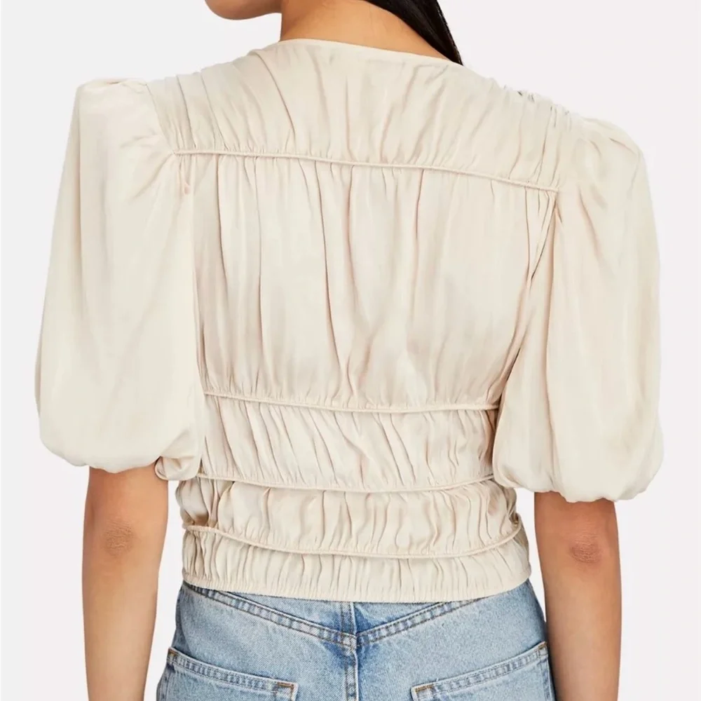 NWT FRAME Julianne Smocked Puff Sleeve Top Size Medium - Picture 2 of 6